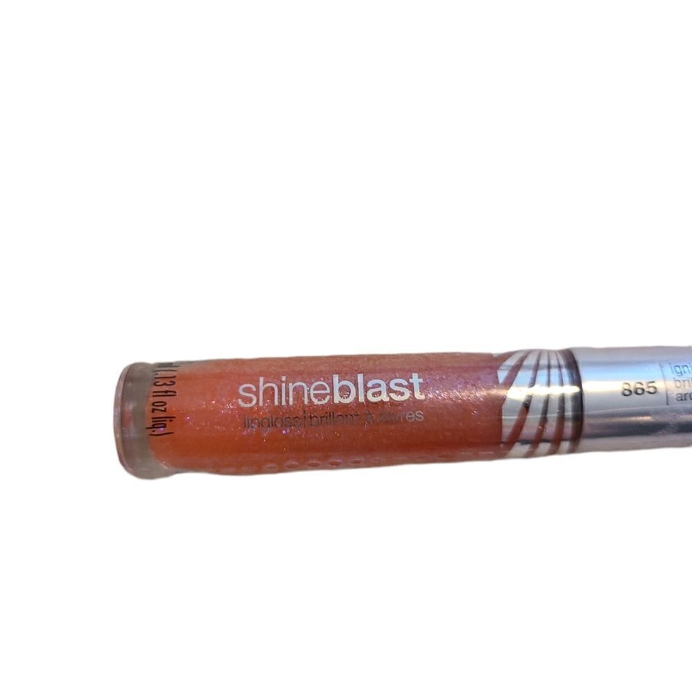 Covergirl Shineblast 865 Ignite  - Picture 2 of 2